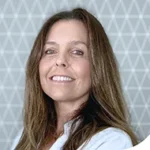 Dra. Ana Paula Estephanelli